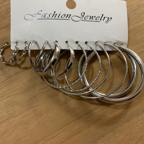 NWOT Fashion Silver Hoop Earrings Bundle - Picture 1 of 3